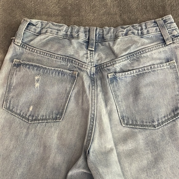 Old Navy distressed Jeans - O.G. Straight Highrise - size 14 plus - button fly - Picture 12 of 14